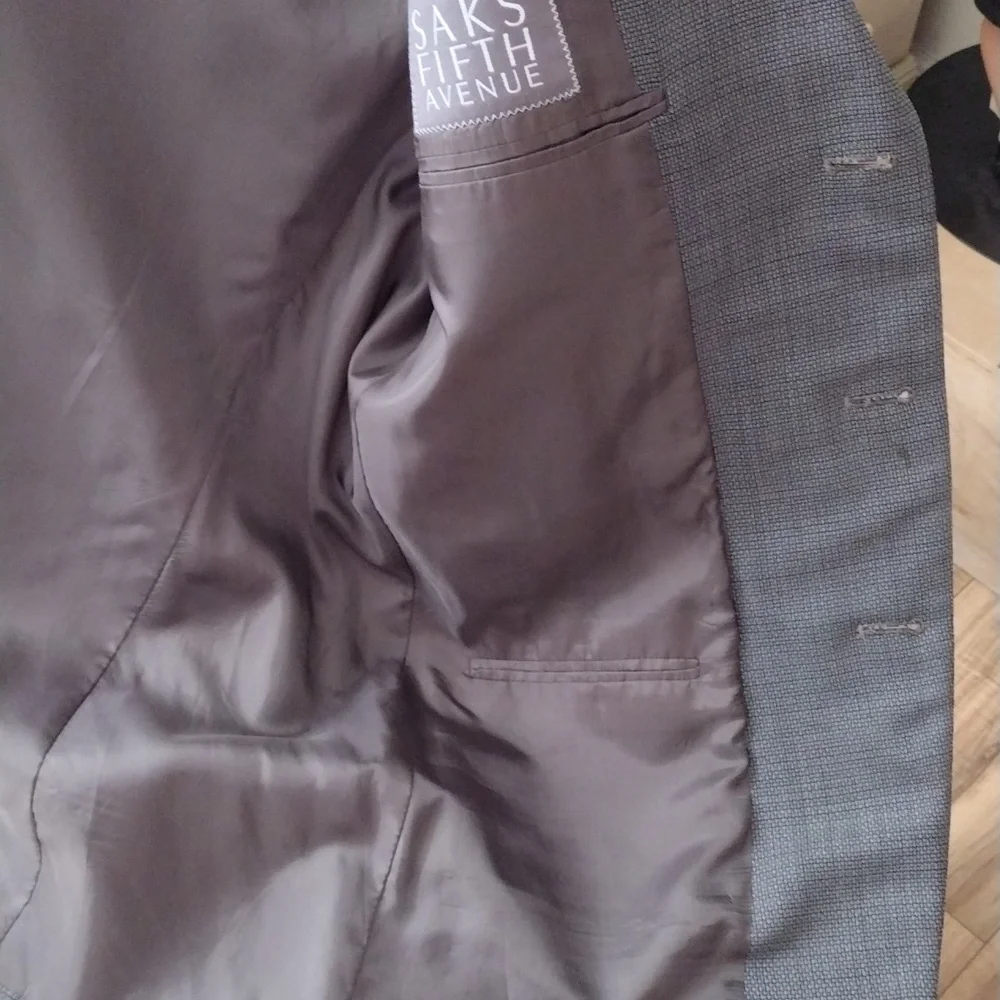 Armani Collezioni men tree-button wool sport jacket L